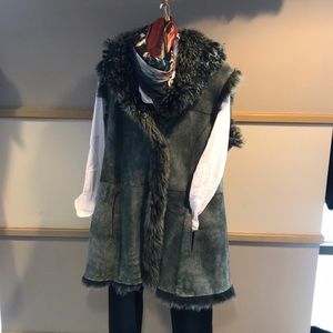 Roncarati shearling vest in forest green!